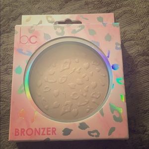BC Bronzer new in box perfect shade for a tan look